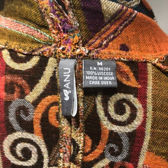 LIKE NEW KIMONO HAND EMBROIDERED WOMENS MEDIUM BY ANU - Picture 12 of 12